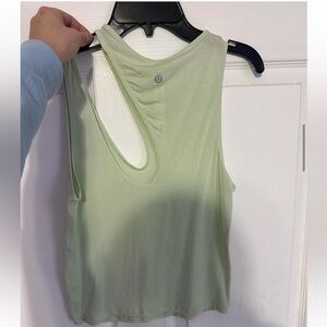 Lululemon tank ( lighter mint green color ) (size 4)